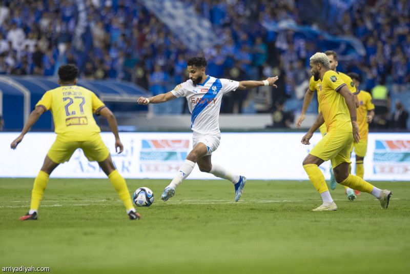 الهلال يواجه الحزم بـ«ذكريات الثلاثية»