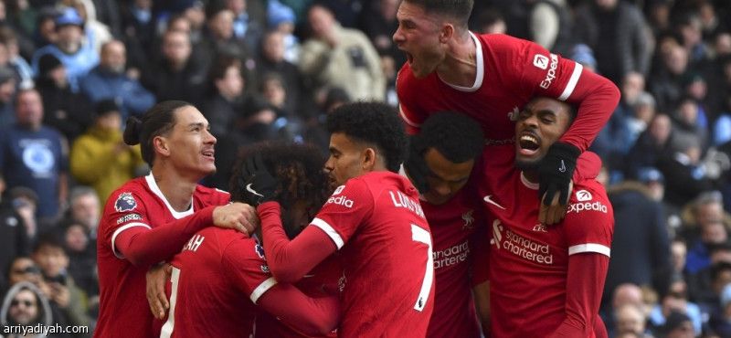 ليفربول يهز صدارة سيتي بالتعادل