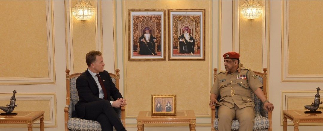 رئيس أكاديمية الدراسات الإستراتيجية والدفاعية يستقبل وزير الدولة بالنرويج