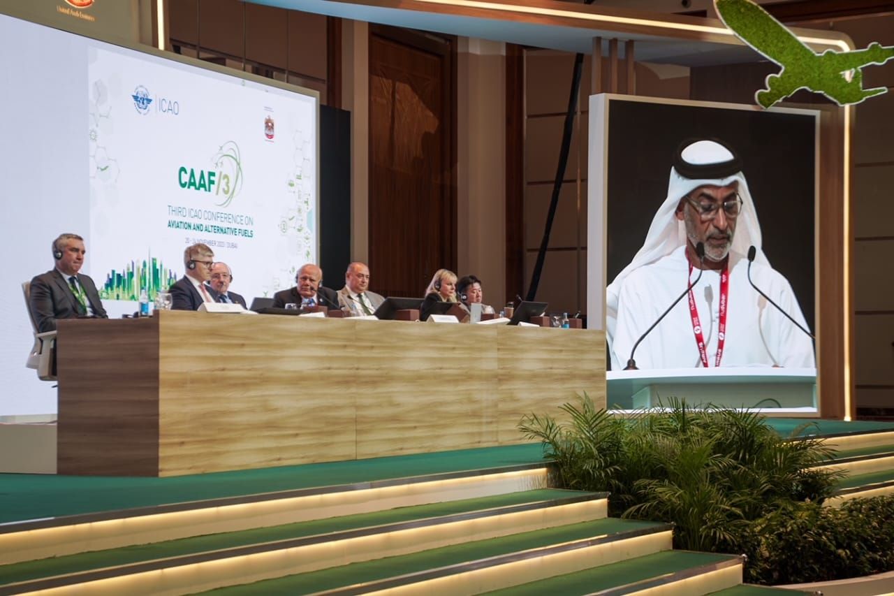 "إطار دبي العالمي لوقود الطيران" انجاز عالمي في ملف التغيير المناخي في خفض انبعاثات قطاع الطيران