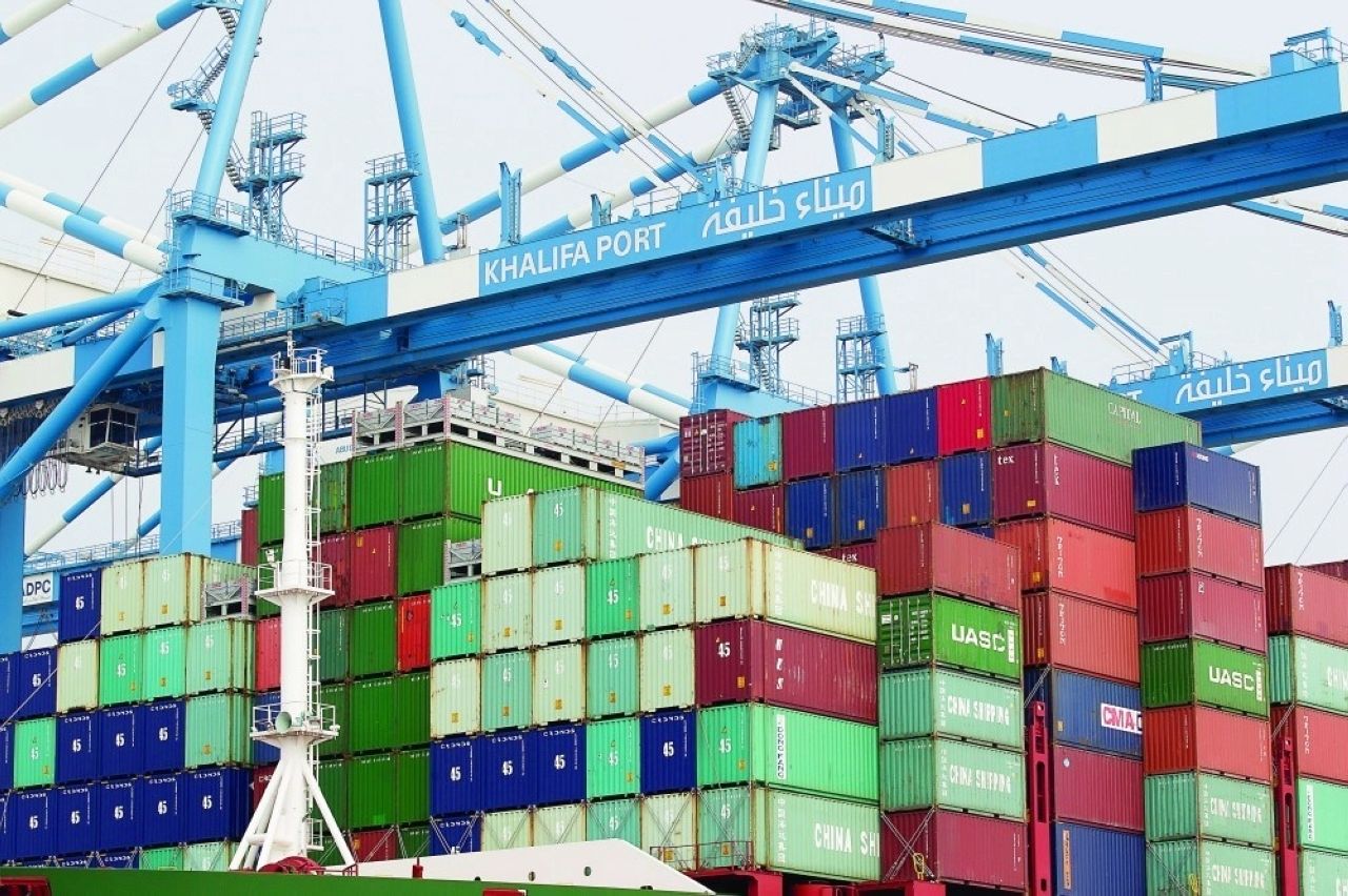 48.5 مليار درهم صادرات الإمارات الصناعية عبر منافذ أبوظبي في 9 أشهر