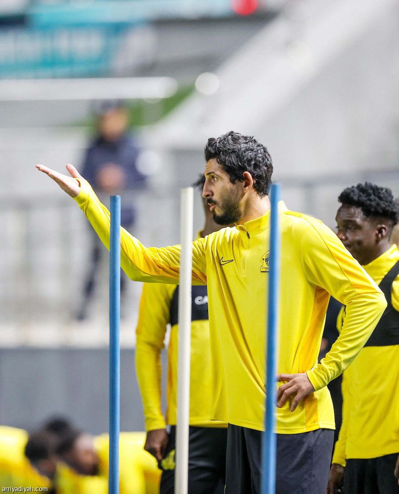 آسيويّا.. الاتحاد على خطى سانتو