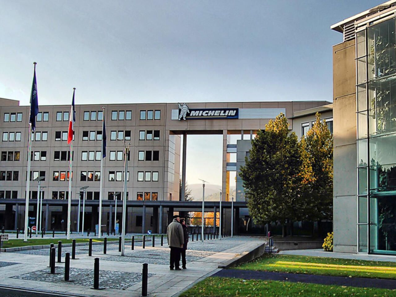 ميشلان الفرنسية للإطارات تعتزم شطب 1500 وظيفة في ألمانيا
