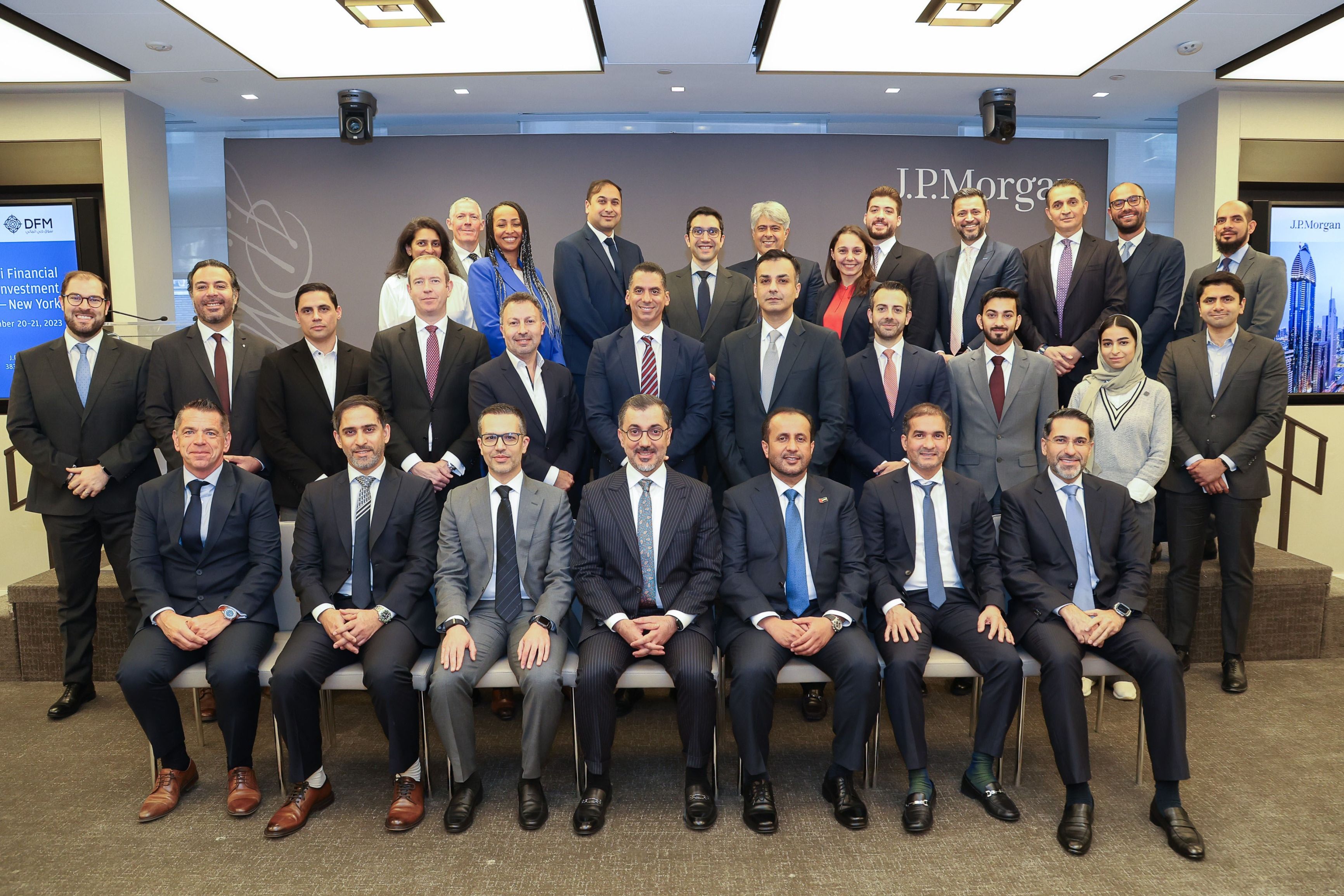 سوق دبي المالي يعقد 82 اجتماعاً مع 45 مؤسسة استثمارية في نيويورك