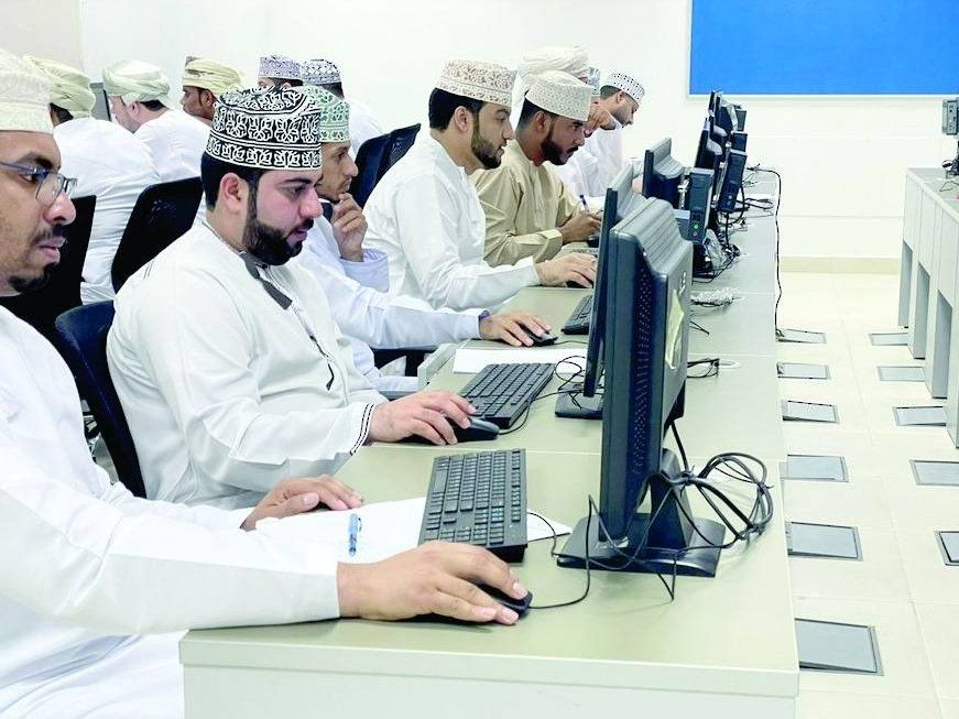 الإعلان عن توفر 101 وظيفة ضمن مبادرة دعم الأجور