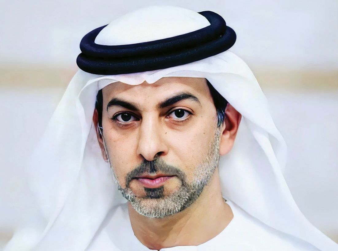 عمر بن زايد: دماء شهداء الوطن حافز قوي لأبناء الإمارات