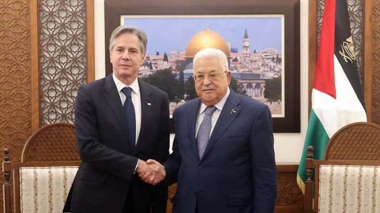 أبومازن يسلم بلينكن ملفًا كاملًا عن “جرائم إسرائيل” في غزة والضفة
