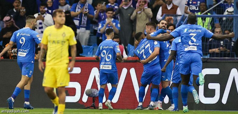 الهلال يتلاعب بالنصر .. ويحلق في الصدارة