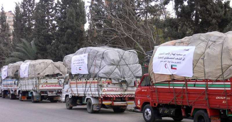 جانب من المساعدات المقدمة من جمعية الهلال الأحمر الكويتية إلى قطاع غزة من خلال الهلال الأحمر المصري