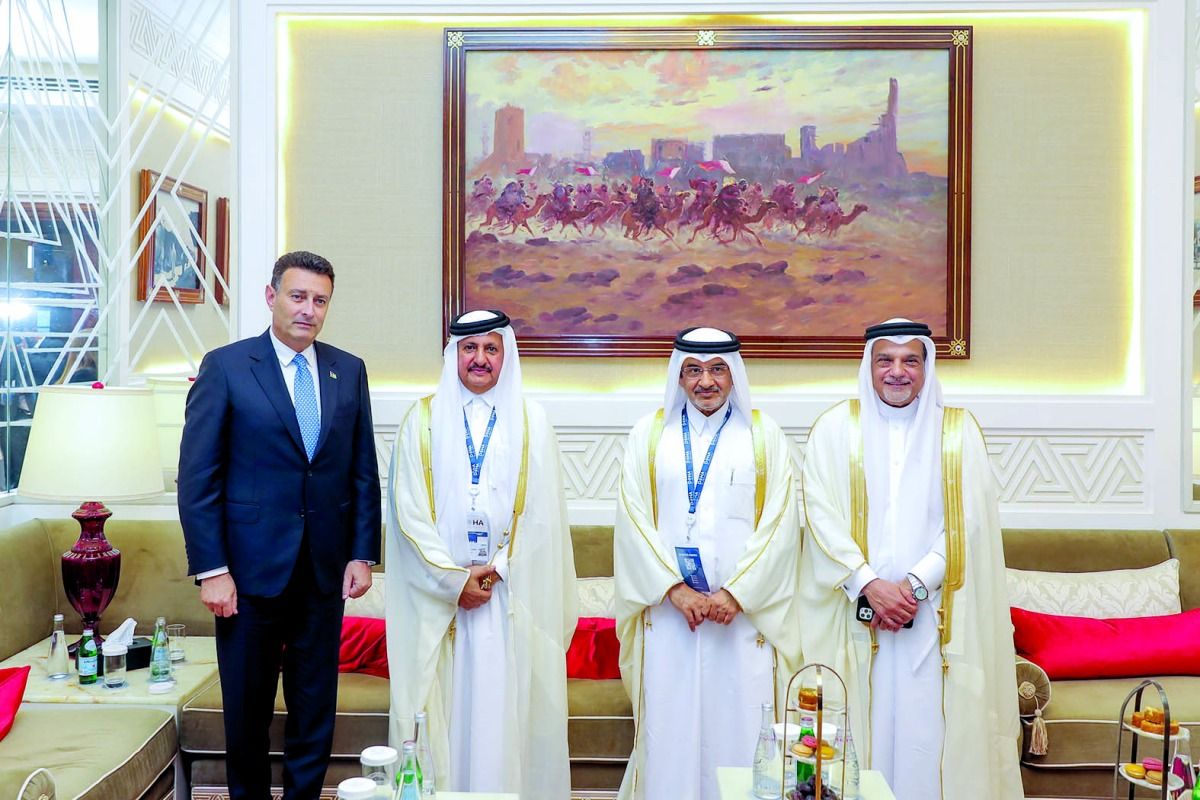 على هامش المنتدى.. رئيس الغرفة يبحث دعم التعاون التجاري وتعزيز الاستثمارات