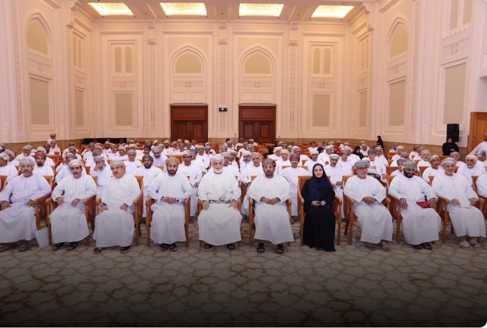 تنفيذ برنامج تعريفي لأعضاء مجلس عُمان