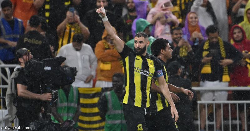 الاتحاد يضرب بثلاثية في افتتاح المونديال