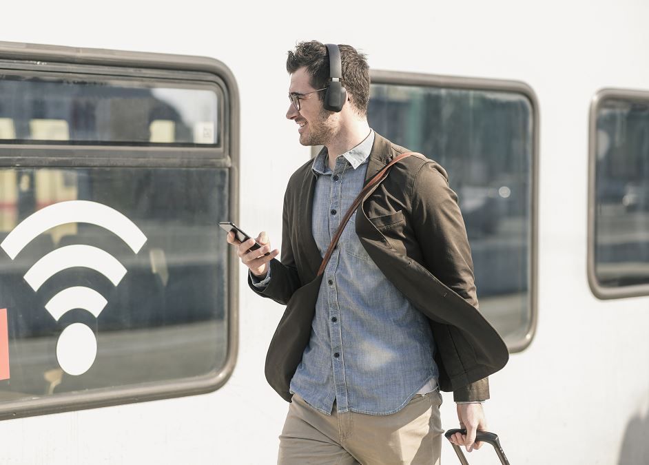 فرنسا تفرض ضريبة على منصات البث التدفقي للموسيقى اعتباراً من 2024