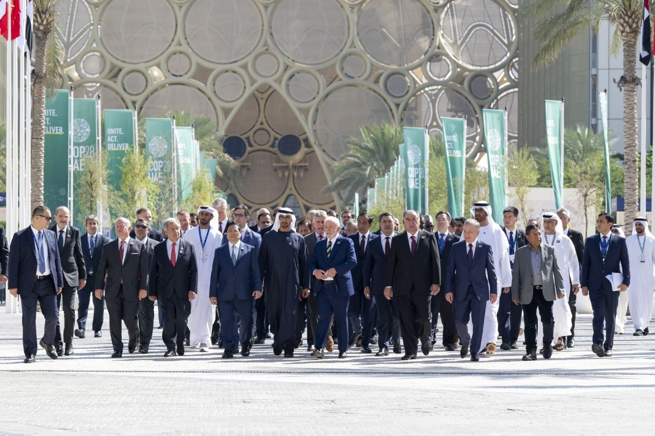 محمد بن زايد ومحمد بن راشد: «اتفاق الإمارات» التاريخي يدشن مرحلة نوعية جديدة في العمل المناخي الدولي