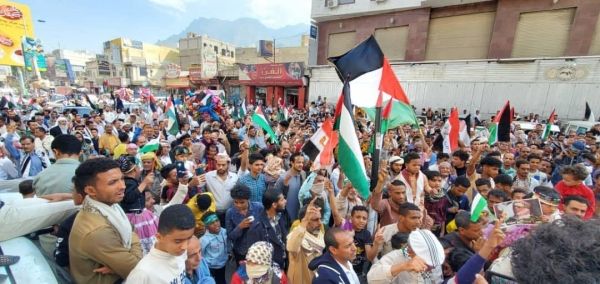 اليمن.. تواصل الفعاليات الشعبية المتضامنة مع الشعب الفلسطيني والمنددة بالعدوان الإسرائيلي على غزة