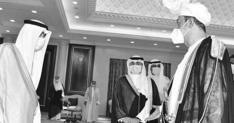 سلطنة عمان تعلن الحداد وتنكيس الأعلام ثلاثة أيام لوفاة سمو الأمير