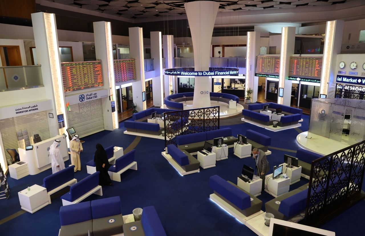 «سوق دبي» يرتفع ويخترق مجدداً 4000 نقطة
