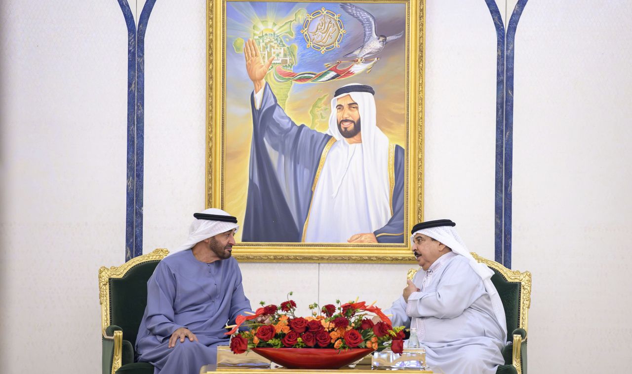 محمد بن زايد: علاقات الإمارات والبحرين أخوية وتاريخية