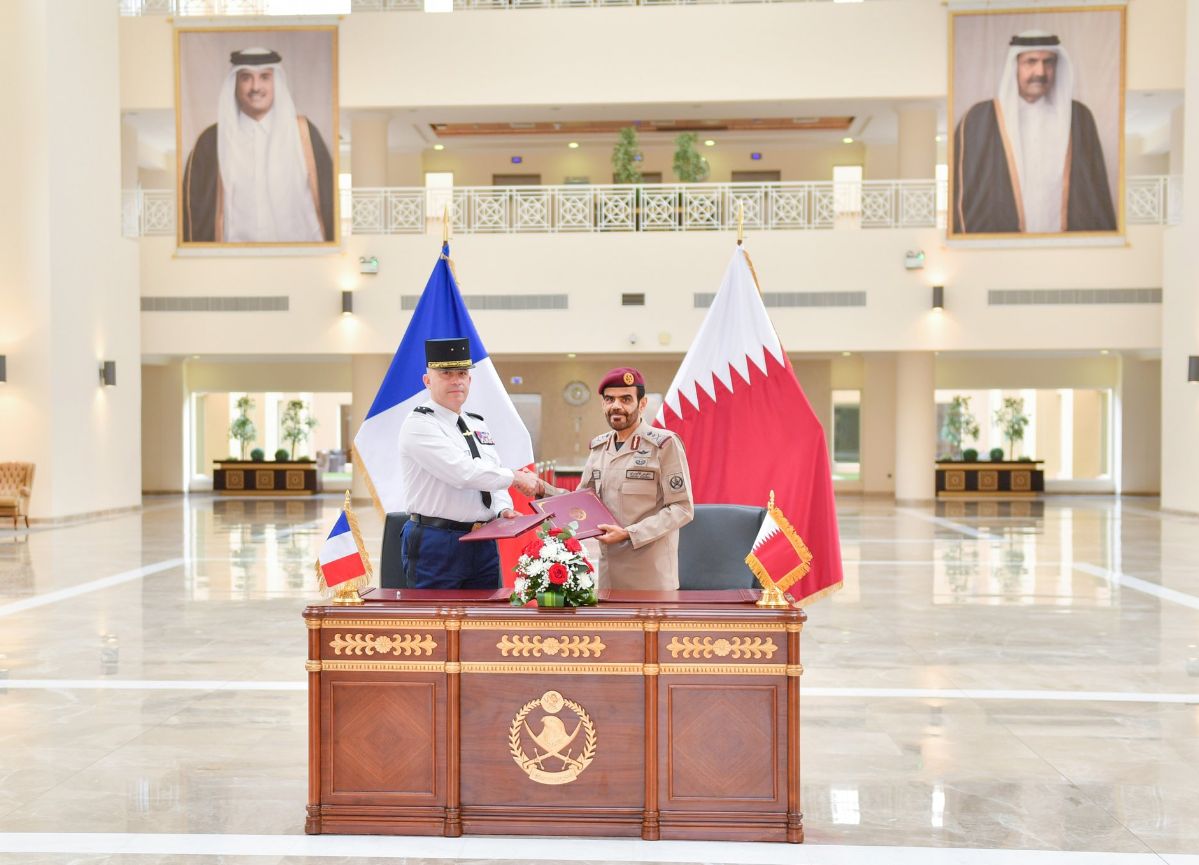 توقيع مذكرة تفاهم بين الحرس الأميري والحرس الجمهوري الفرنسي