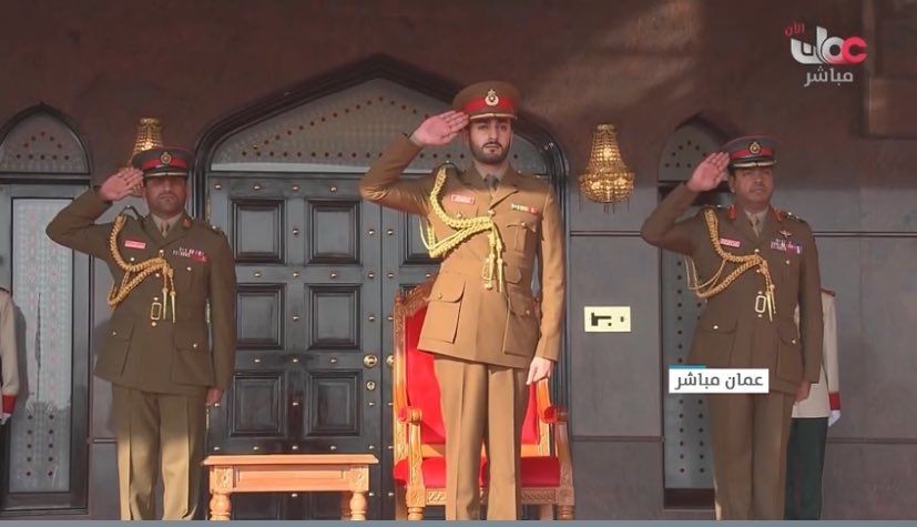 السيد ذي يزن يرعى حفل تخريج دفعة جديدة من الجيش السلطاني العماني