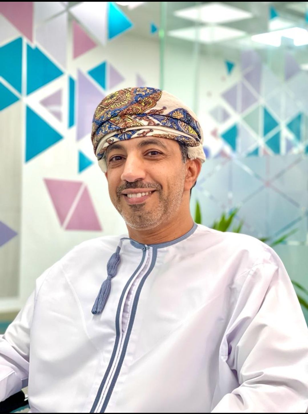 وزارة النقل والاتصالات وتقنية المعلومات تطلق مشاريع تجريبية تعمل بالذكاء الاصطناعي