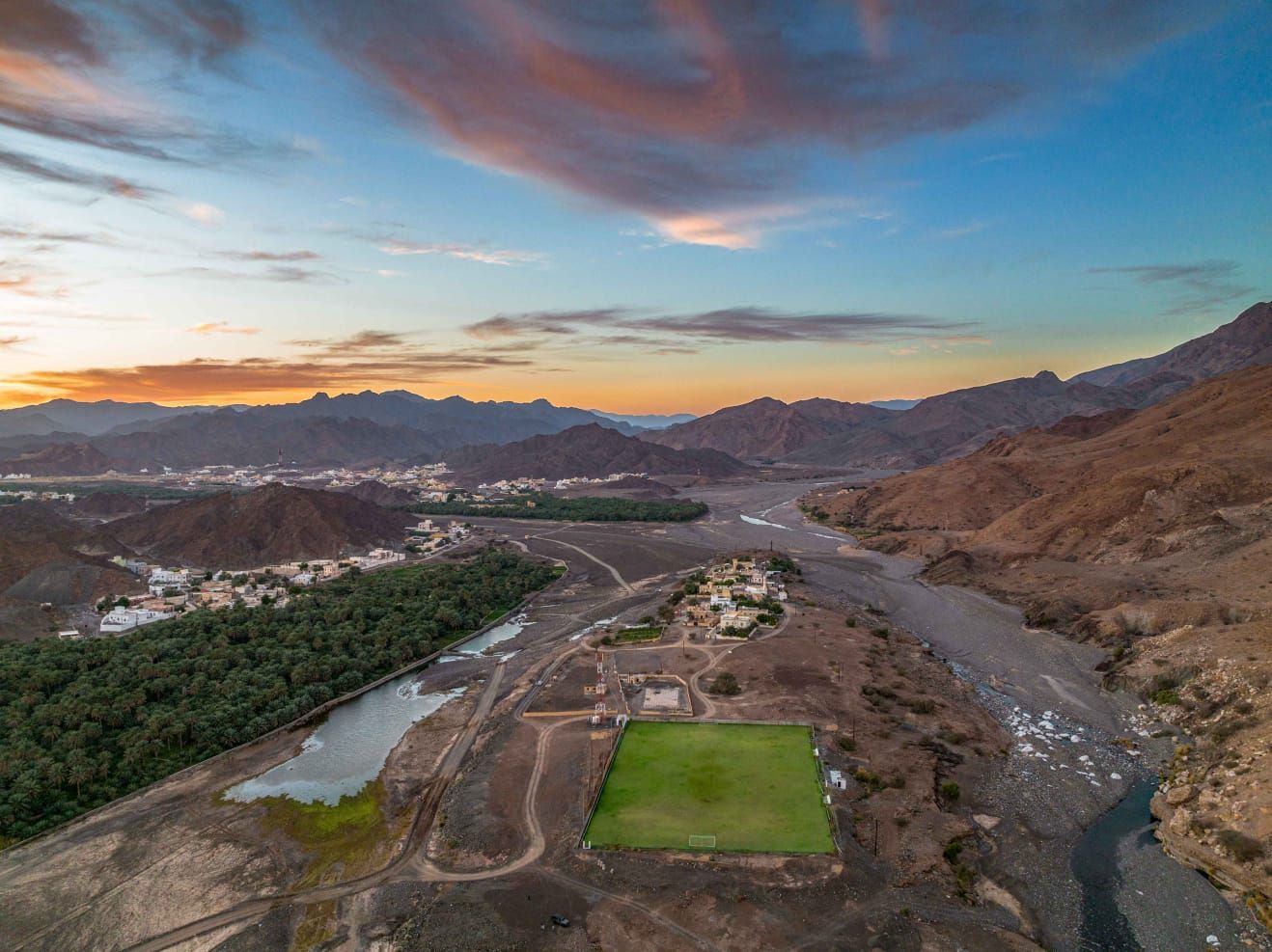 عبر منصة إلكترونية ولغاية 31 يناير بنك مسقط يعلن إطلاق برنامج “الملاعب الخضراء” للعام 2024