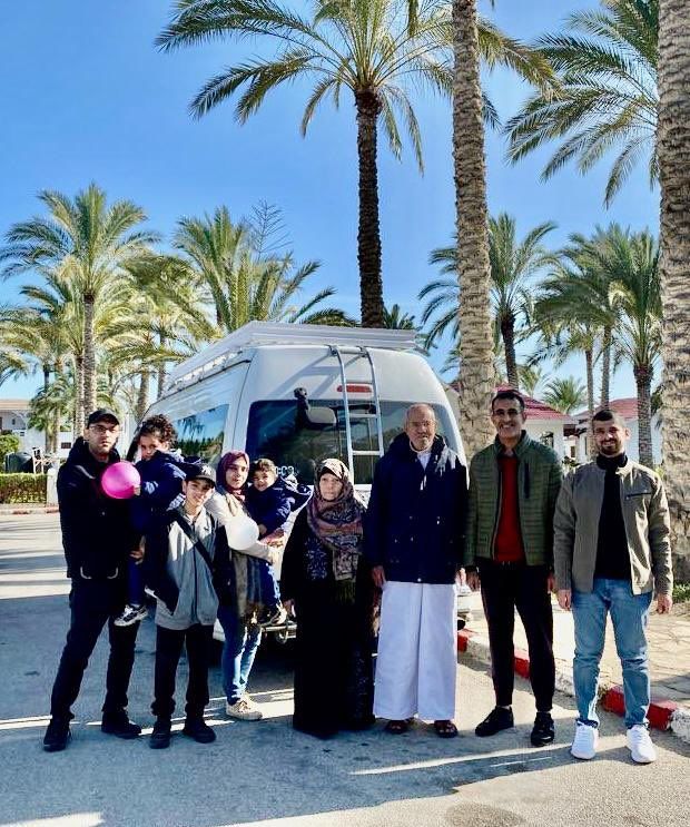 بالتعاون مع الخارجية المصرية .. إجلاء أسرة عمانية من قطاع غزة