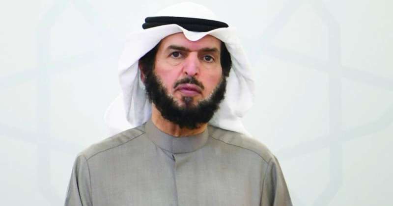 عادل الدمخي متحدثاً