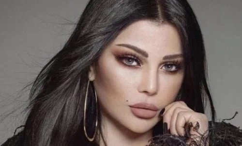 أفخاذ مغرية وصدر ناري ..هيفاء وهبي بفستان ذهبي قصير للغاية تشعل التواصل الاجتماعي بجراتها