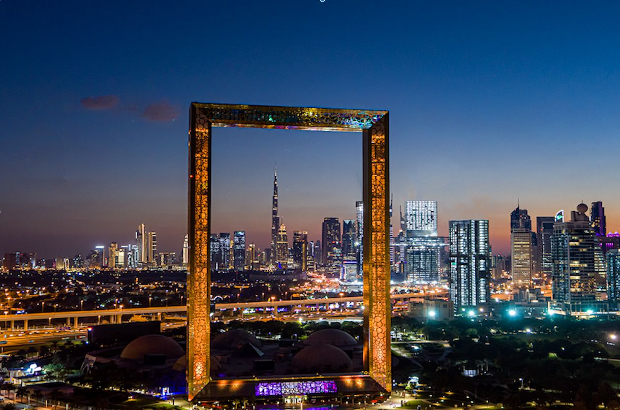 الإمارات تضبط بوصلتها التنموية على «الرقم 1» عالمياً