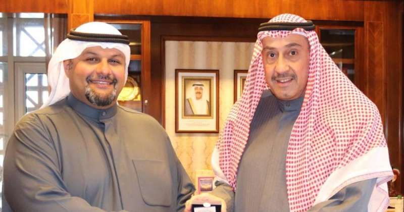 الشيخ فيصل الحمود والدكتور يوسف الهارون