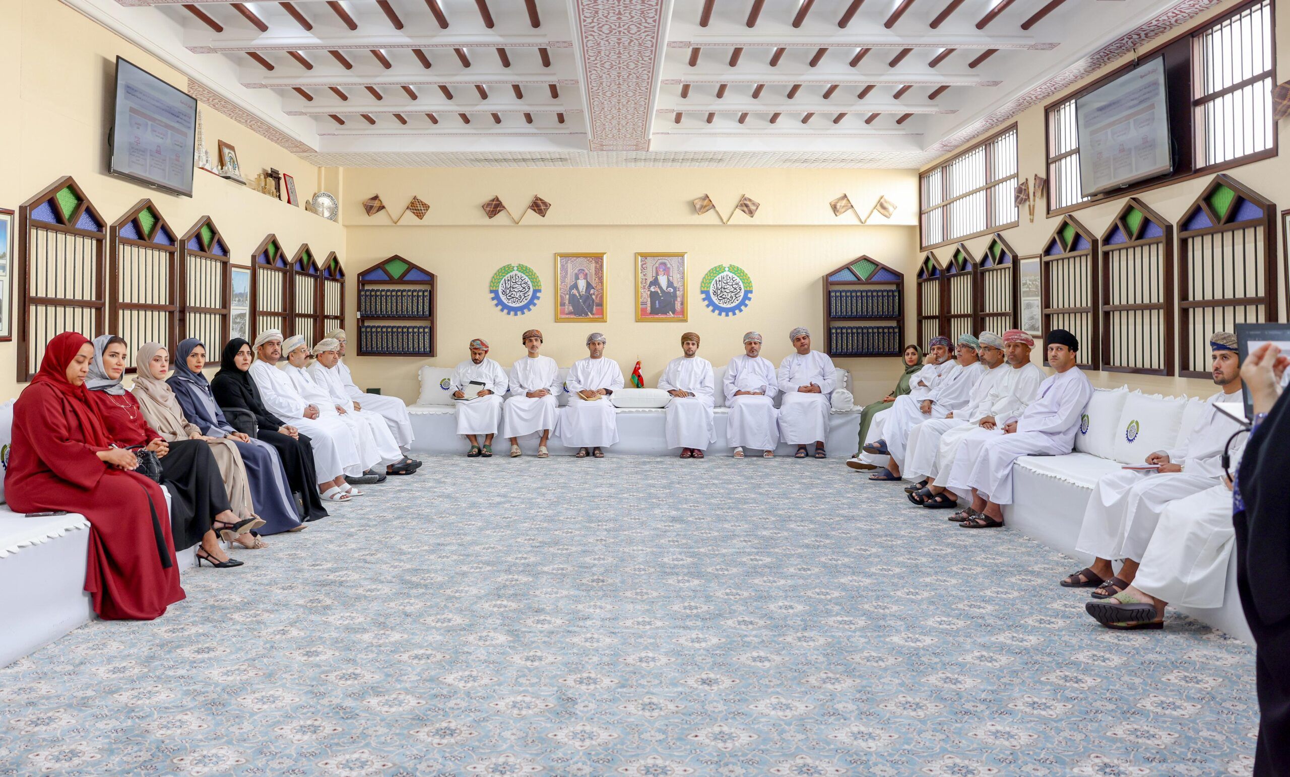 الغرفة تناقش مع (نزدهر) مشروع جاهزية الأعمال وتمكين القطاع الخاص