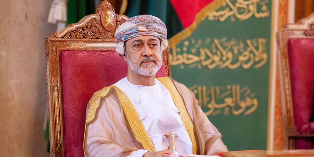 بالأسماء .. الشخصيات التي تم منحها أوسمة الإشادة السلطانية