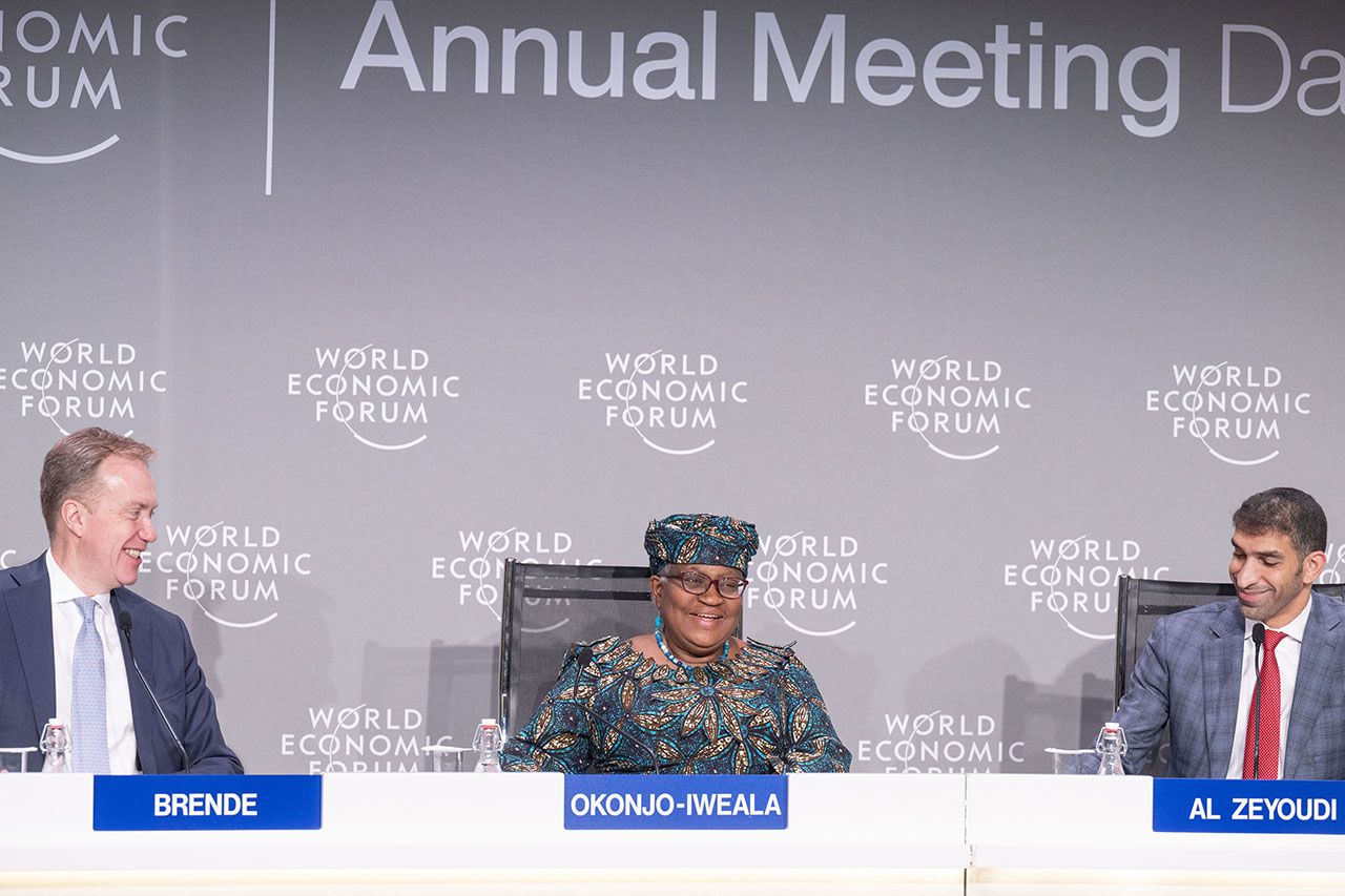 مبادرة الإمارات بشأن «تكنولوجيا التجارة» تحتل مكانة بارزة في دافوس