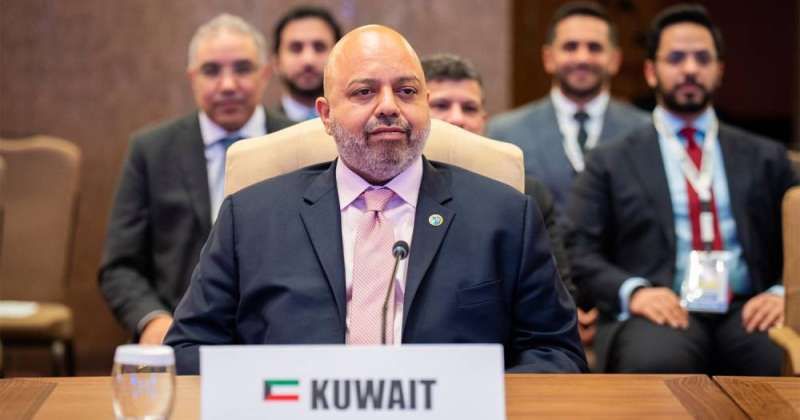 ممثل سمو الأمير يترأس وفد الكويت في قمة الجنوب الثالثة بأوغندا