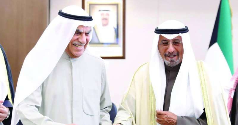أحمد السعدون ومحمد الصباح خلال الاجتماع