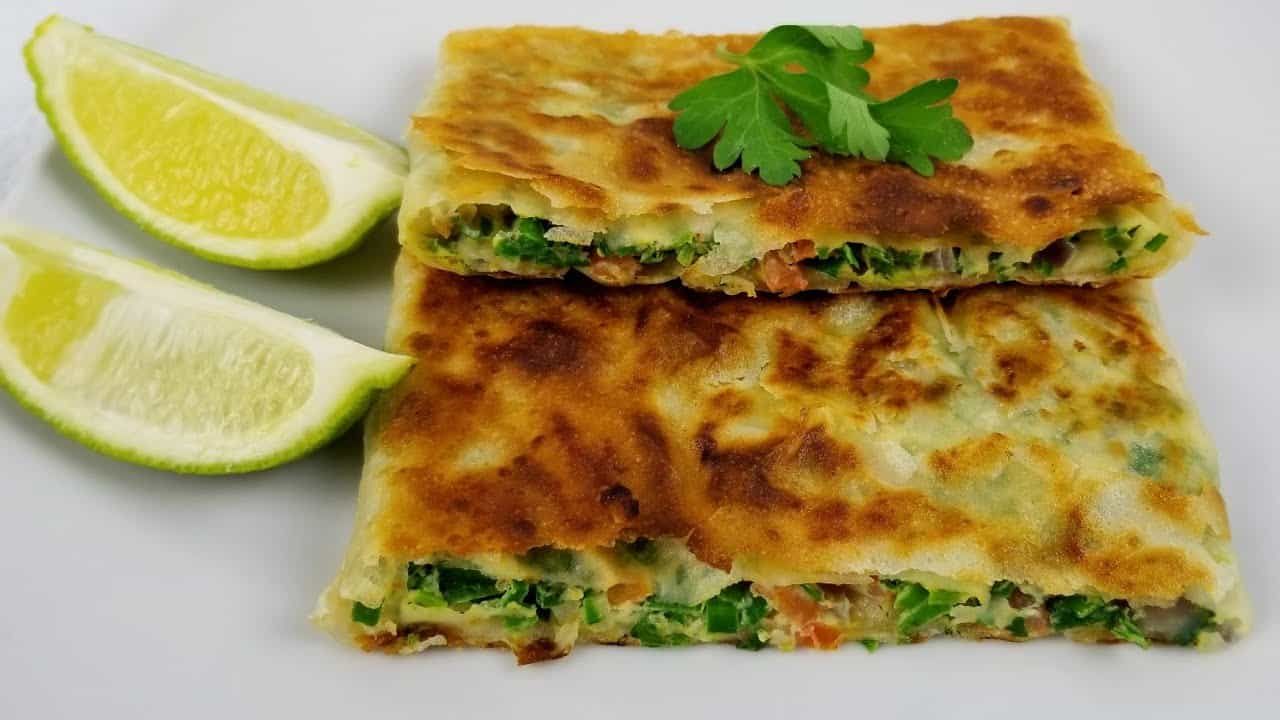 اسهل طريقة لعمل المطبق السعودي بالبيض على الطريقة الاصلية لفطور صحي