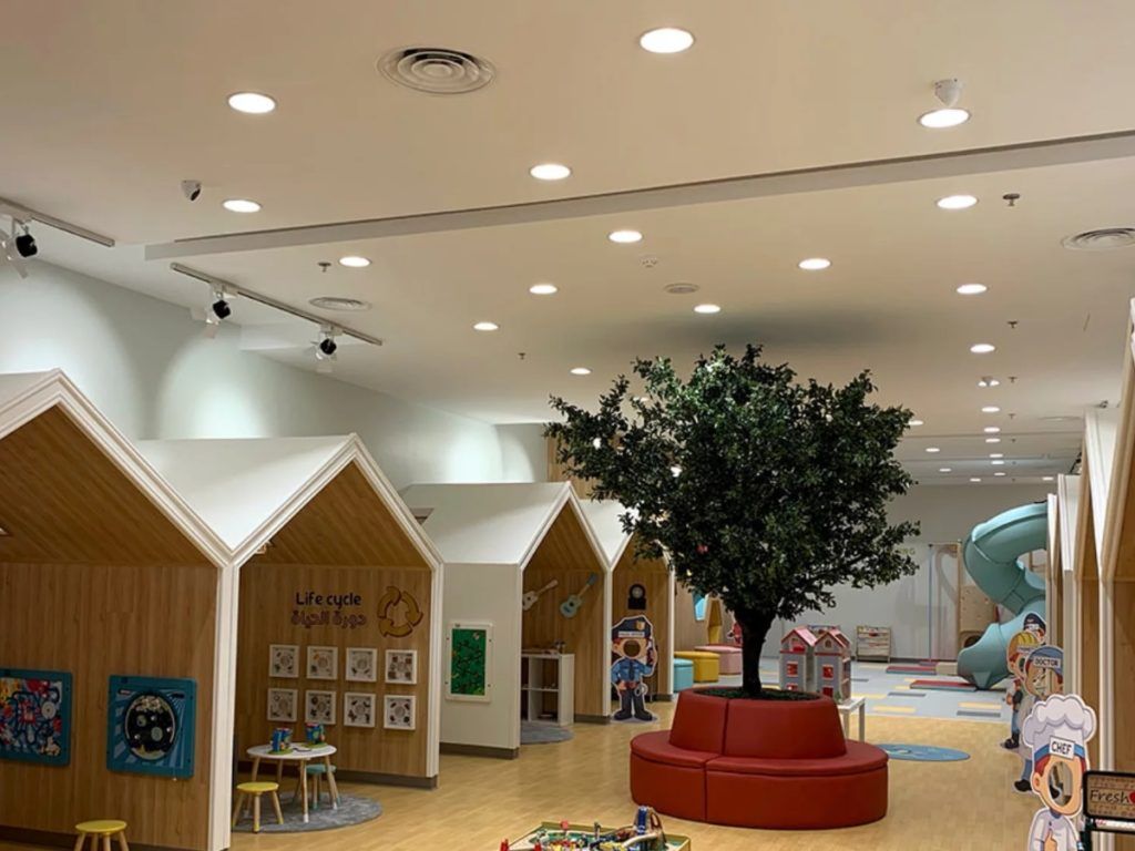 تعرف على أفضل واجمل الأماكن المغلقة للعب الأطفال في جدة 2024