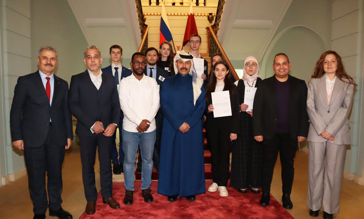  سفير دولة قطر لدى روسيا الاتحادية يكرم الفائزين بجائزة الدوحة للغة العربية