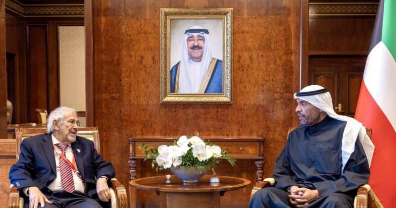 وزير الخارجية: إسهامات مشهودة لـ«الهلال الأحمر الكويتي» في خدمة غايات العمل الإنساني