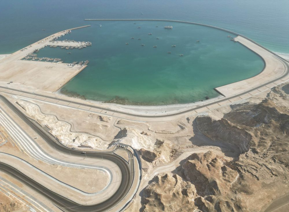 بتكلفة 63 مليون ريال .. افتتاح ميناء الصيد البحري بالدقم فبراير المقبل