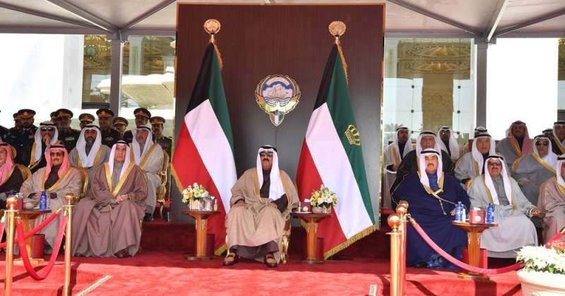 سمو الأمير يشمل برعايته وحضوره مراسم رفع العلم