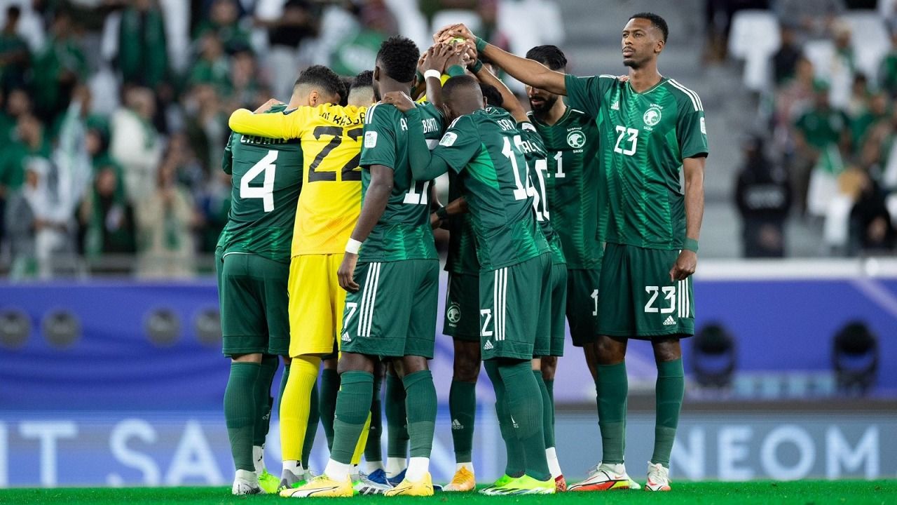 بعد خروج المنتخب من بطولة كأس آسيا.. الإتحاد السعودي لكرة القدم يتخذ عقوبات صارمة بحق عدد من اللاعبين