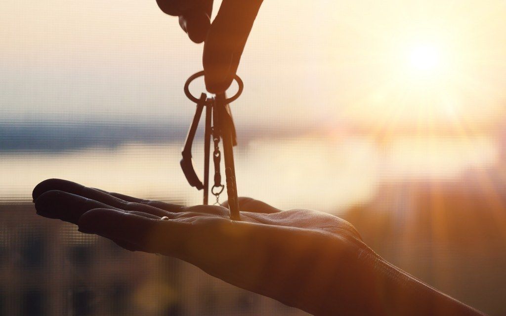 رسمياً… وزارة العدل توفر للأفراد خدمة افراغ العقار إلكترونياً !