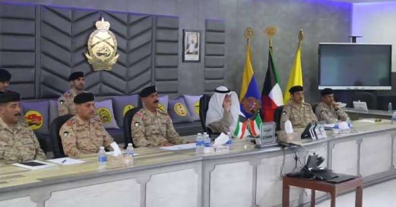 وزير الدفاع تفقد «عمليات القوة البرية»: واصلوا تطوير آلية العمل