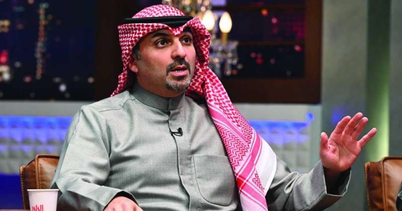 الساير متحدثاً في الجزء الثاني من الحلقة (تصوير أسعد عبدالله)