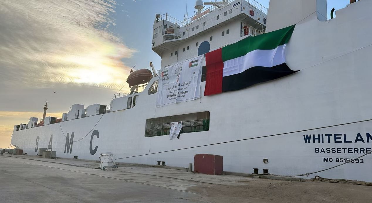 ضمن عملية " الفارس الشهم 3"…إبحار سفينة المساعدات الإماراتية الثانية من الفجيرة بحمولة 4544 طنا لدعم الأشقاء الفلسطينيين