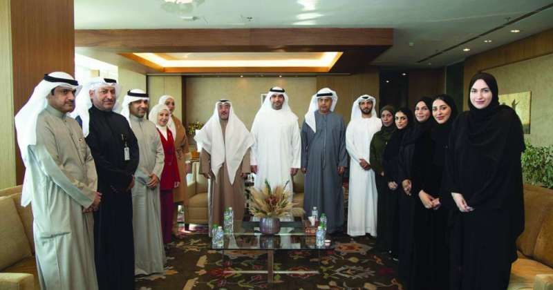 الوزير العدواني والسفير الإماراتي وقيادات التربية وممثلو الوفد الزائر