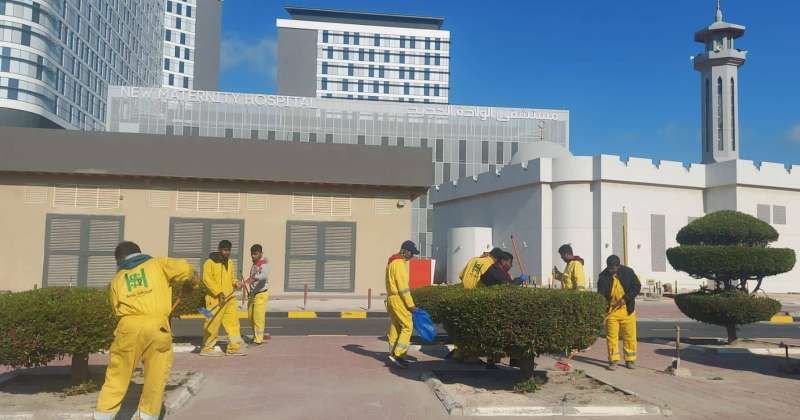 «الصحة» تشجّر الساحات الخارجية لمرافقها