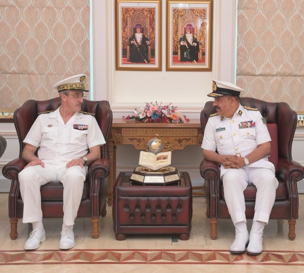 زيارة رئيس أركان البحرية الفرنسية لكلية الدفاع الوطني